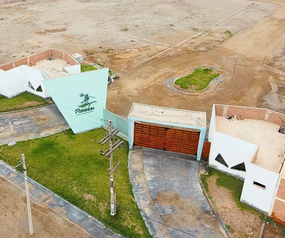 Lote de terreno cerca a la playa